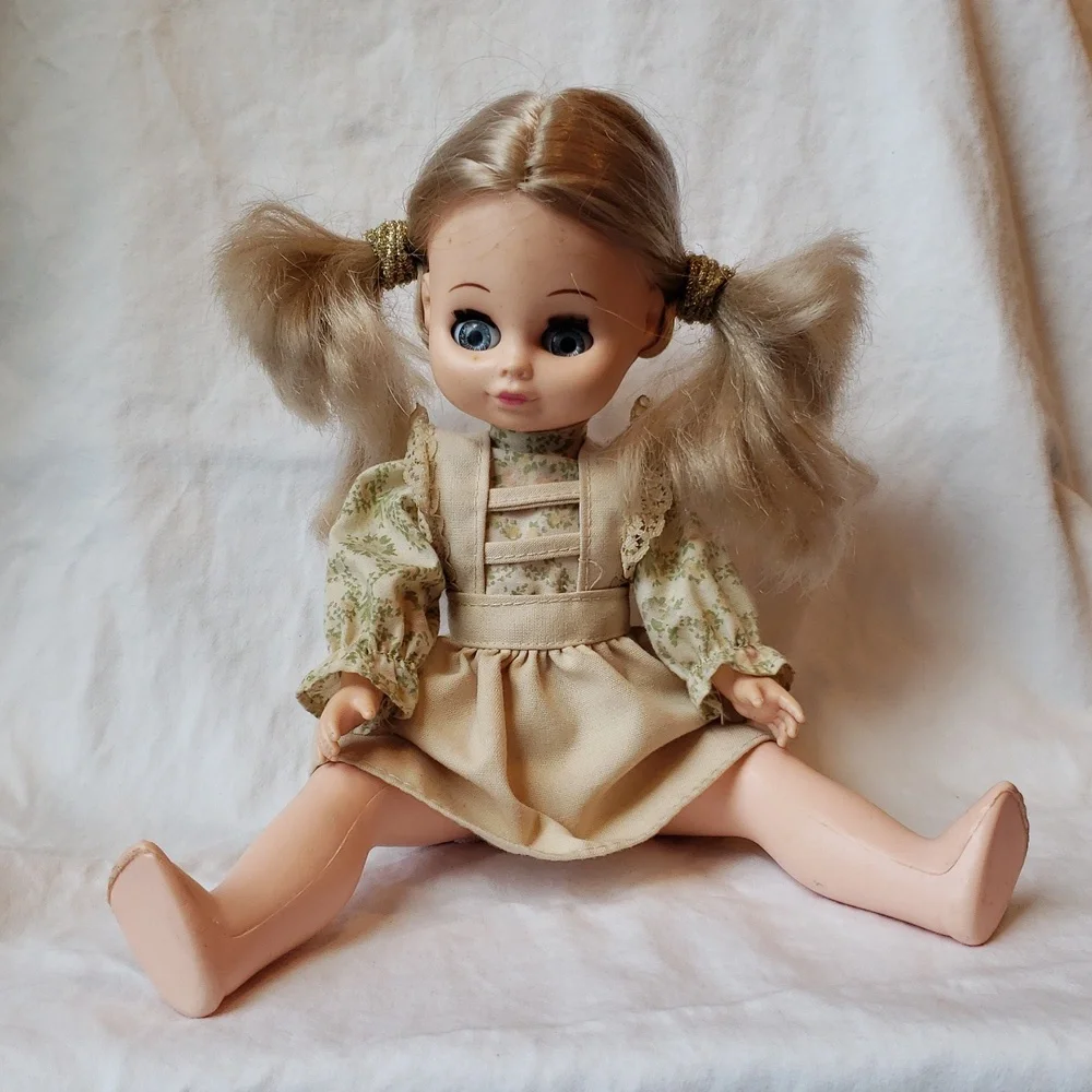 Vintage 1979 Playmates 12